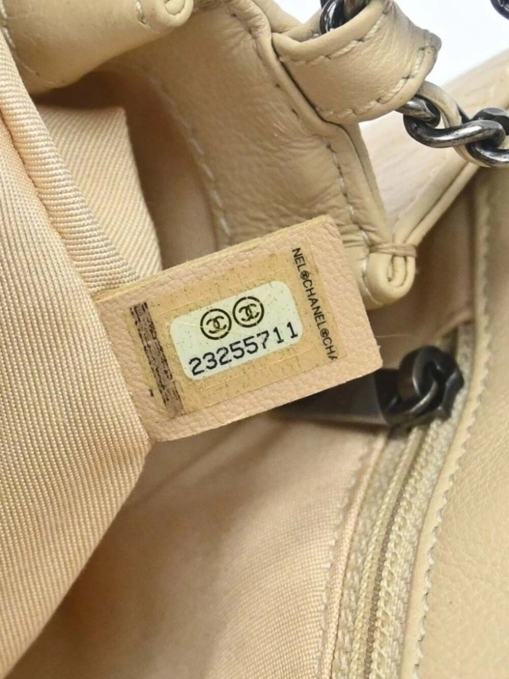 Chanel Beige Calfskin Chain Handbag - Picture 13 of 13
